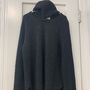 Black cashmere sweater/turtle neck